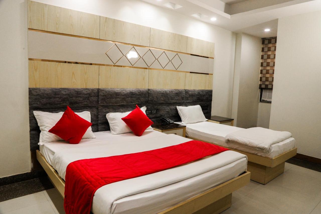 Hotel Vanson Villa - Near Connaught Place Нью-Делі Екстер'єр фото