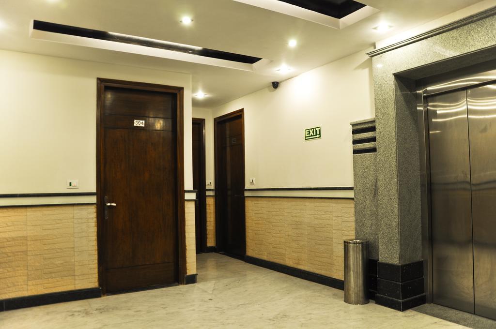 Hotel Vanson Villa - Near Connaught Place Нью-Делі Екстер'єр фото