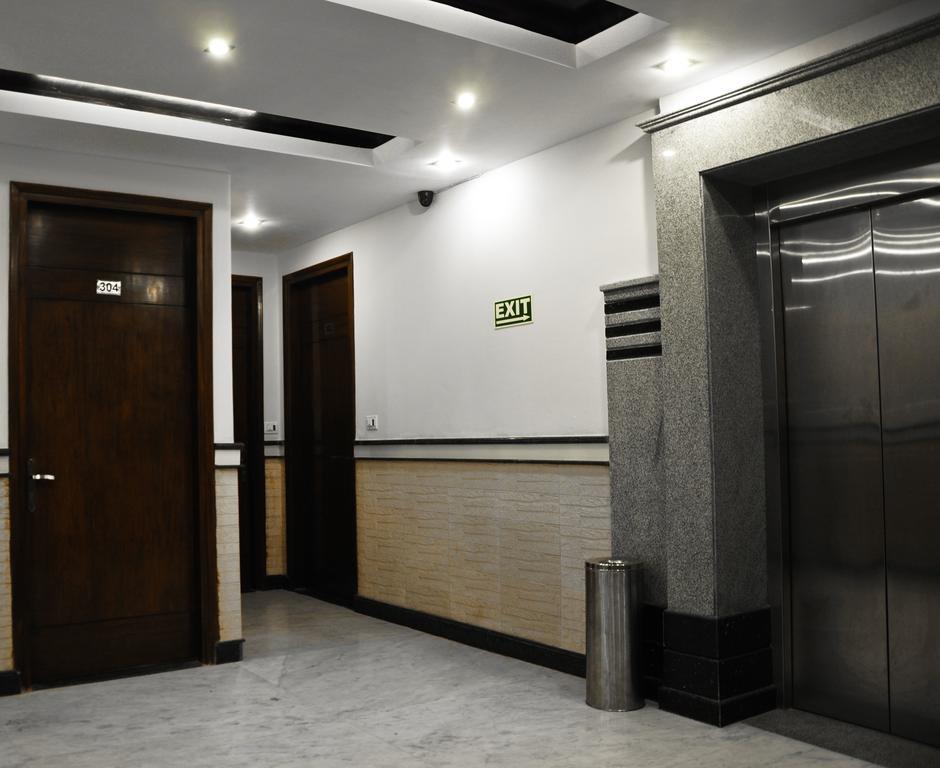 Hotel Vanson Villa - Near Connaught Place Нью-Делі Екстер'єр фото