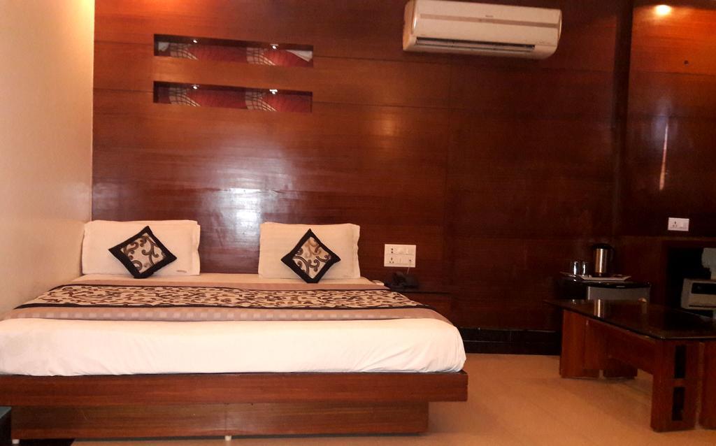 Hotel Vanson Villa - Near Connaught Place Нью-Делі Екстер'єр фото
