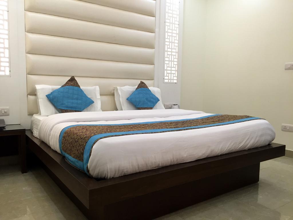 Hotel Vanson Villa - Near Connaught Place Нью-Делі Екстер'єр фото